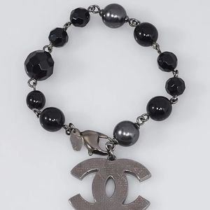 Chanel 2013V Ruthenium Pearl & Black Graded Beads w CC Charm Bracelet